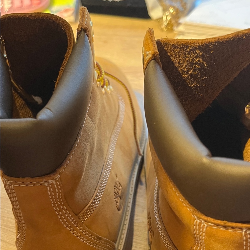 Timberland Wheat Nubuck Work Boots with Dark Collar - Picture 9 of 9